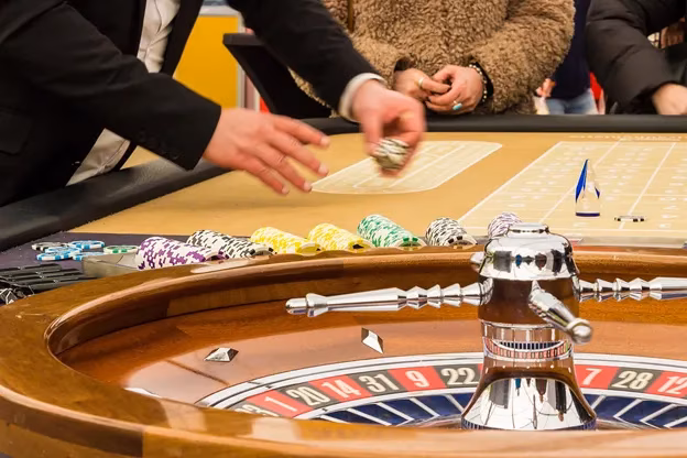 pulling-5-stars-in-genshin-impact-strategy-or-just-a-glorified-slot-machine-image-0